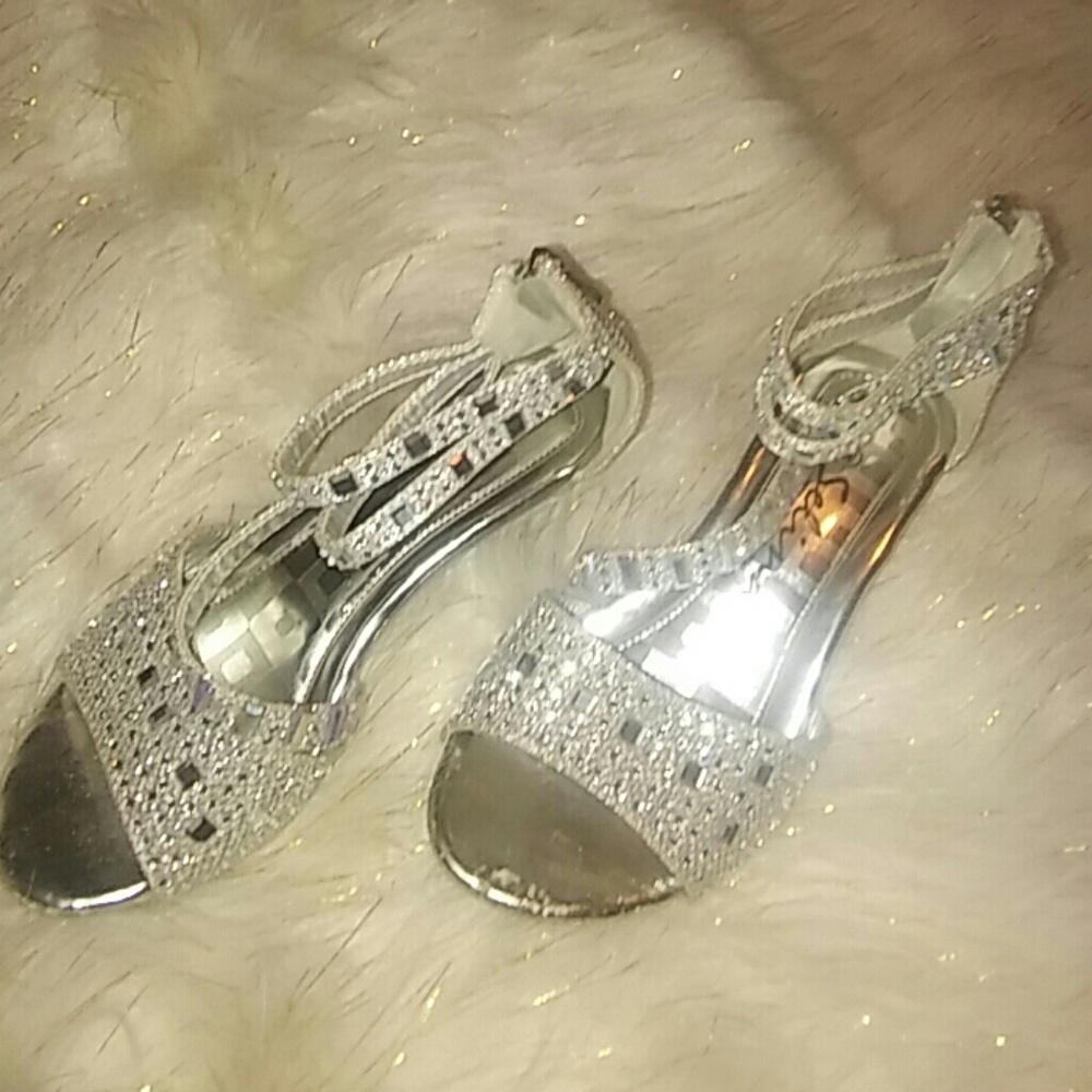 Girls dressy shoes